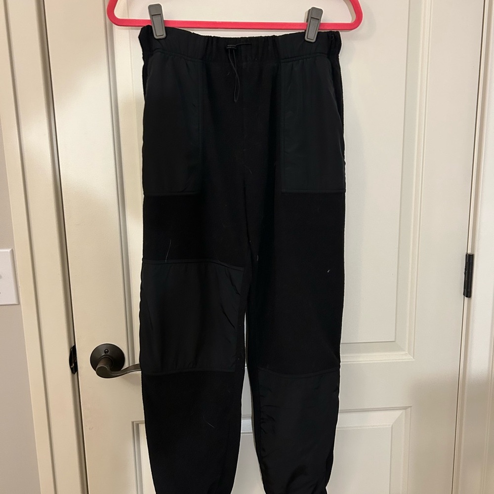 Forever 21 Black Textured Joggers